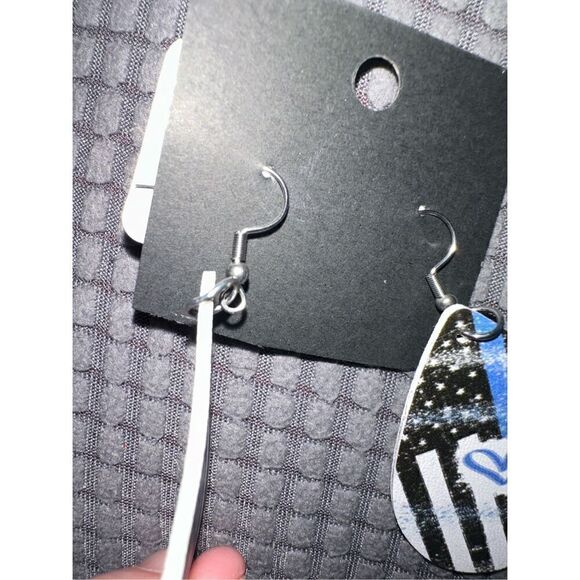 Back the Blue Teardrop American Flag Earrings Police - Picture 3 of 3